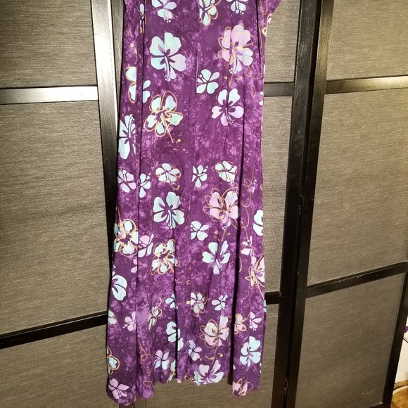 Beach / Summer Dress - Picture 3 of 4